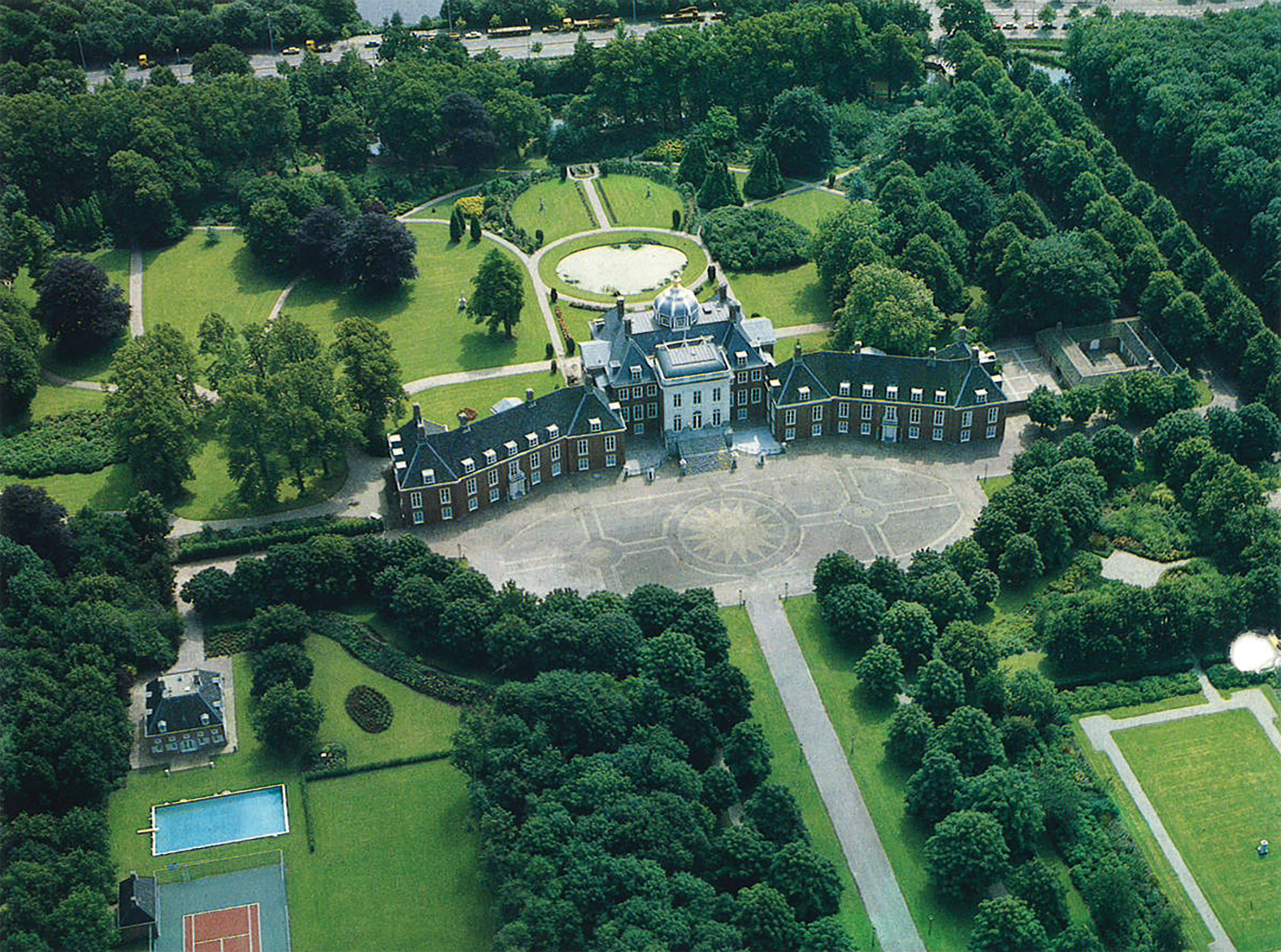 Barenbrug’s Famous Fescue is CROWNed Top Grass Again!